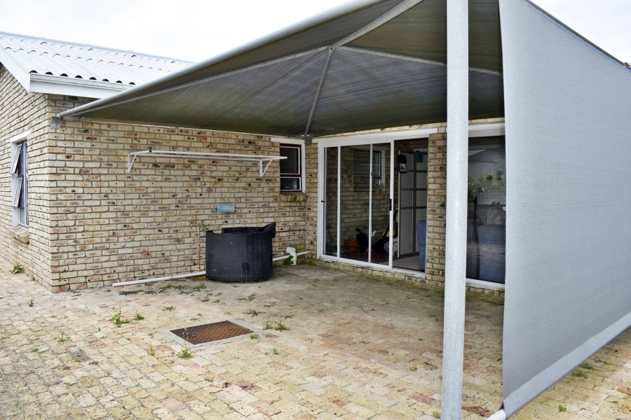 3 Bedroom Property for Sale in Struisbaai Western Cape